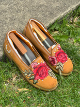 Load image into Gallery viewer, TimberLoafers
